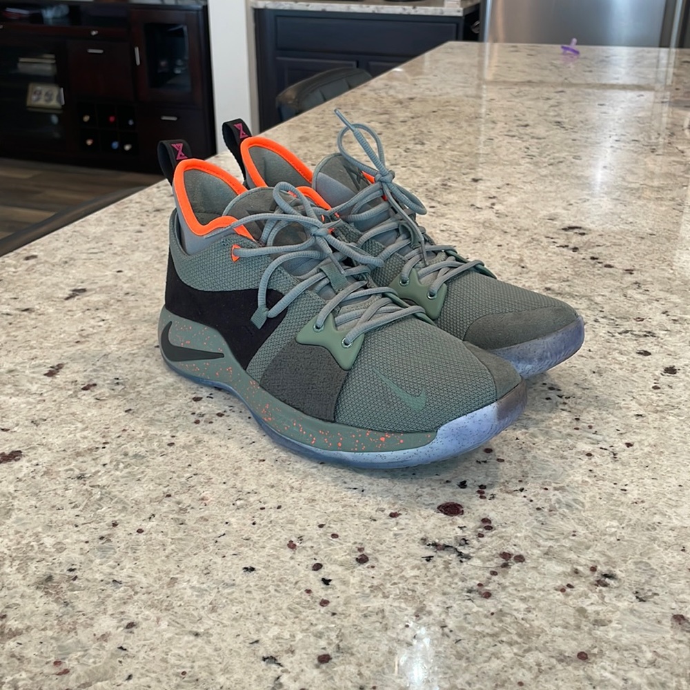 Like new Paul George 2 all star - Palmdale.